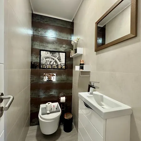 Modern By Homing *