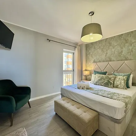 Modern By Homing *