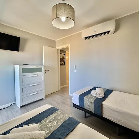 Modern By Homing Apartman *