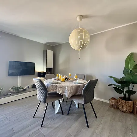 Modern By Homing Faro